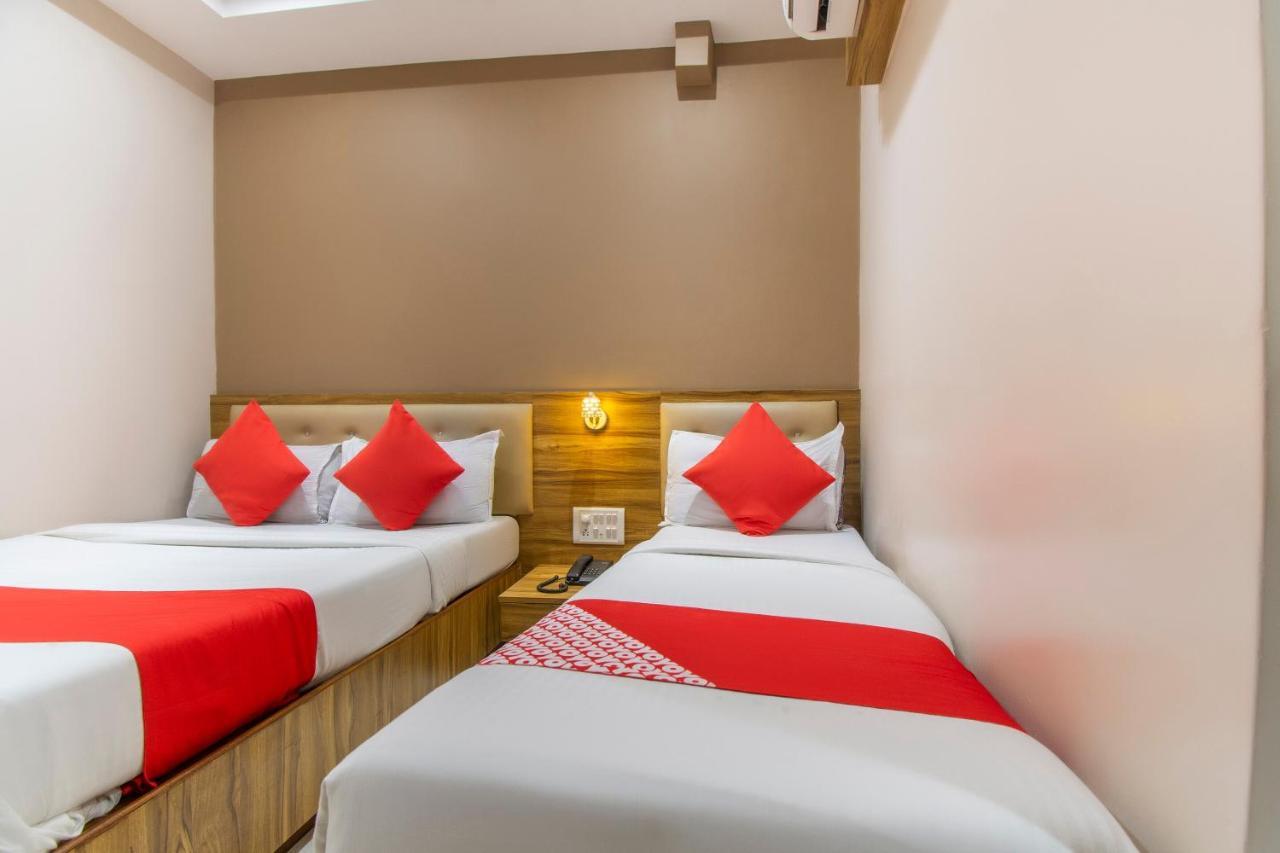 Oyo 69377 Hotel Ruby Мумбай Екстериор снимка